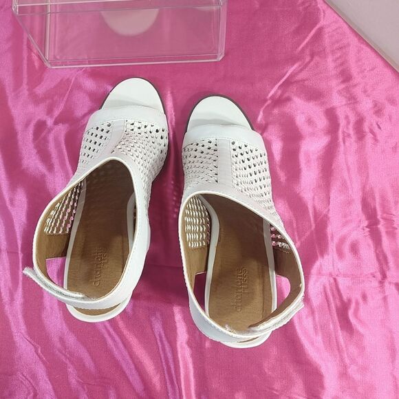 Charlotte Russe Womens SZ 11M White Peep Toe 3.5" Lauren Ankle Booties. - Picture 6 of 10